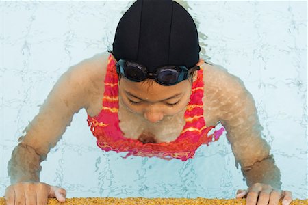 simsearch:700-02314925,k - Girl at Edge of Swimming Pool Stock Photo - Rights-Managed, Code: 700-02314924