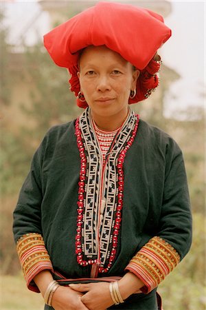 simsearch:841-08102090,k - Portrait of Woman, Sa Pa, Lao Cai, Vietnam Stock Photo - Rights-Managed, Code: 700-02377016
