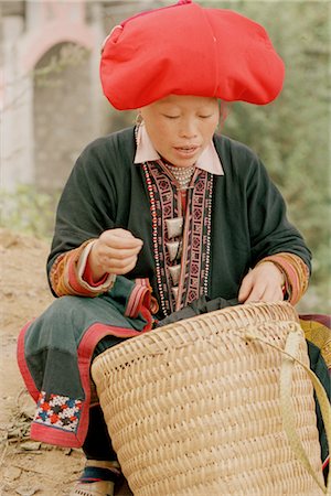 simsearch:841-08102090,k - Woman Looking in Basket, Sa Pa, Lao Cai, Vietnam Stock Photo - Rights-Managed, Code: 700-02377017