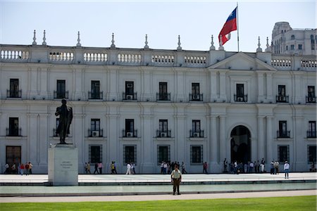 simsearch:700-02594225,k - Palacio de La Moneda, Santiago, Chile Stock Photo - Rights-Managed, Code: 700-02594238