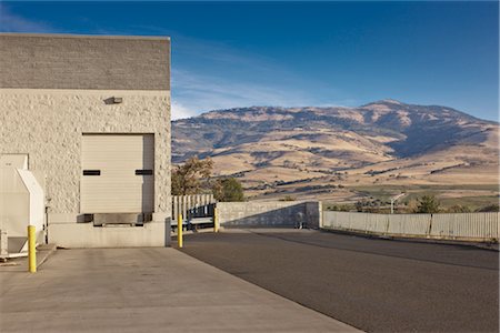 Loading Bay, Ashland, Oregon, USA Stock Photo - Rights-Managed, Code: 700-02645567