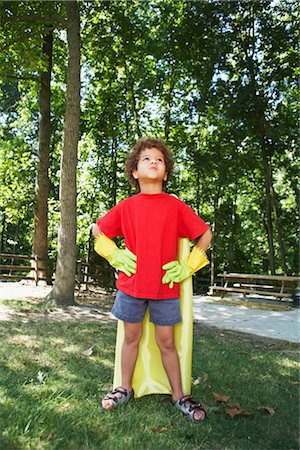 simsearch:700-02046160,k - Boy Dressed Up as Super Hero Foto de stock - Con derechos protegidos, Código: 700-02659921