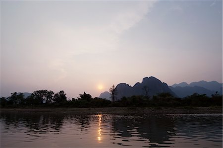 elizabeth knox - Nam Song River and Mountains at Sunset, Vang Vieng, Laos Stock Photo - Rights-Managed, Code: 700-02669461