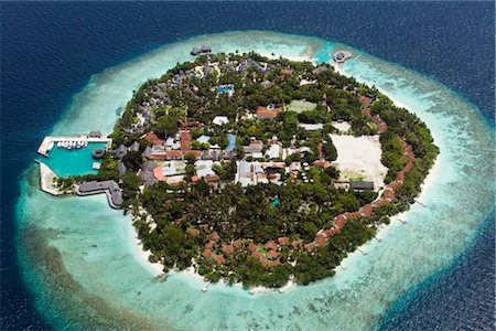 reefs - Aerial View of Eco-Resort on North Male Atoll, Maldives Foto de stock - Con derechos protegidos, Código: 700-02670145