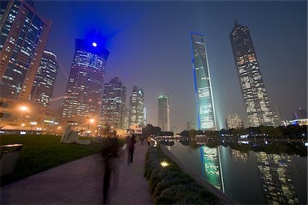 simsearch:700-02723081,k - Shanghai Skyline at Dusk, China Stock Photo - Rights-Managed, Code: 700-02700811