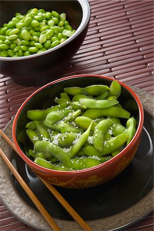 simsearch:700-03053816,k - Bowls of Soybeans and Salted Edamame Stock Photo - Rights-Managed, Code: 700-02701370