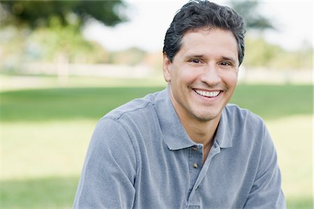 polo shirt - Portrait of Man Outdoors Stock Photo - Rights-Managed, Code: 700-02757100