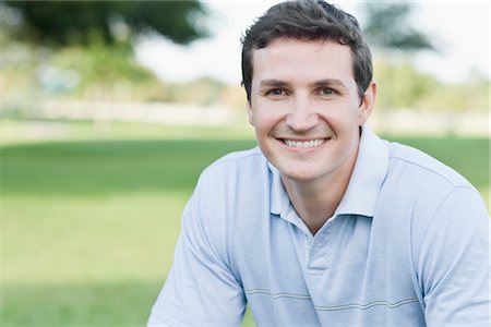 polo shirt - Portrait of Man Outdoors Stock Photo - Rights-Managed, Code: 700-02757102