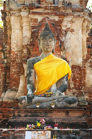 sitting buddha statue - Sitting Buddha Statue, Mahathat Temple, Ayutthaya Historical Park, Ayutthaya, Thailand Stock Photo - Rights-Managed, Code: 700-02828375