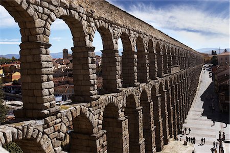 Roman Aqueduct, Segovia, Segovia Province, Castilla y Leon, Spain Foto de stock - Con derechos protegidos, Código: 700-02834098