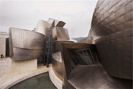frank gehry - Guggenheim Museum, Bilbao, Basque Country, Spain Stock Photo - Rights-Managed, Code: 700-02834093