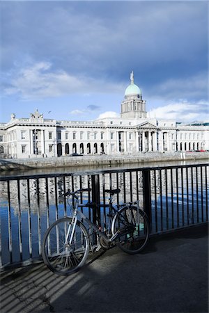 River Liffey and the Custom House, Dublin, Ireland Stock Photo - Rights-Managed, Code: 700-02887069