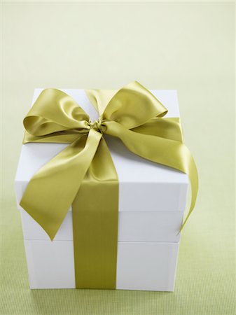 present wrapped close up - Gift Box Stock Photo - Rights-Managed, Code: 700-02912957