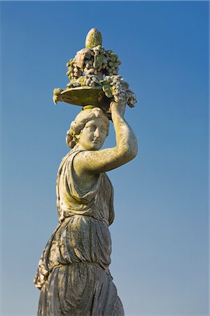 schloss schonbrunn - Statue au Palais de Schönbrunn et de jardins, Vienne, Autriche Photographie de stock - Rights-Managed, Code: 700-02935541