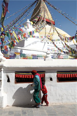 simsearch:700-03737567,k - Bodhnath Stupa, Kathmandu, Nepal Stock Photo - Rights-Managed, Code: 700-02957825