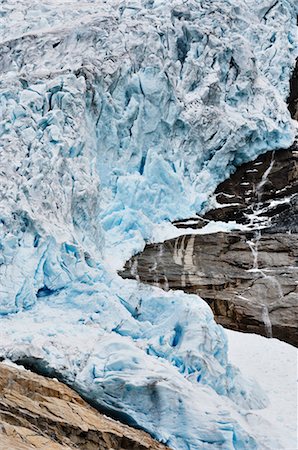 simsearch:400-05271081,k - Gros plan du Glacier de Briksdalsbre, Parc National de Jostedalsbre, Norvège Photographie de stock - Rights-Managed, Code: 700-02967675