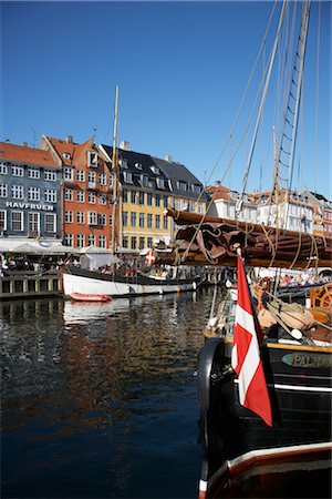 simsearch:841-02991898,k - Old Port in Nyhavn, Copenhagen, North Sealand, Denmark Stock Photo - Rights-Managed, Code: 700-03003599