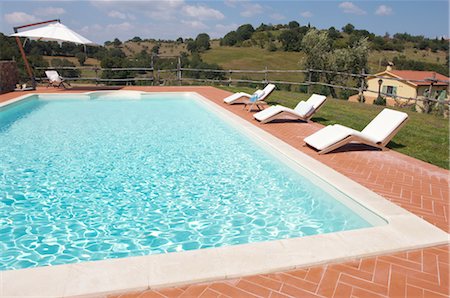 sky swimming pool - Swimming Pool, Tuscany, Italy Stock Photo - Rights-Managed, Code: 700-03003964