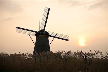 Moulin à vent de Kinderdijk, Pays-Bas Photographie de stock - Rights-Managed, Code: 700-03018134