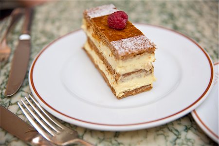 entertainment and restaurant - Close-up of Pastry at Angelina's, Paris, France Stock Photo - Rights-Managed, Code: 700-03018191