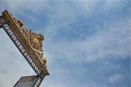 Gates at Versailles, Paris, France Stock Photo - Rights-Managed, Code: 700-03018193