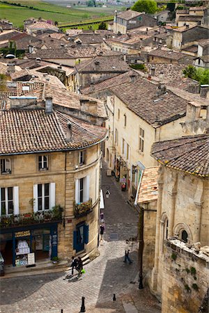 france city road and building pic - Saint-Emilion, Gironde, Aquitaine, France Stock Photo - Rights-Managed, Code: 700-03068167