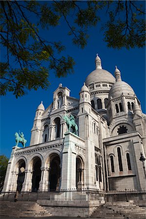 simsearch:600-02887087,k - Basilique du Sacre-Coeur, Montmartre, Paris, France Stock Photo - Rights-Managed, Code: 700-03068527