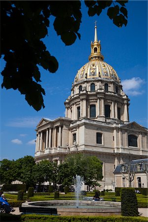 simsearch:841-06343131,k - Les Invalides, Paris, France Stock Photo - Rights-Managed, Code: 700-03068540