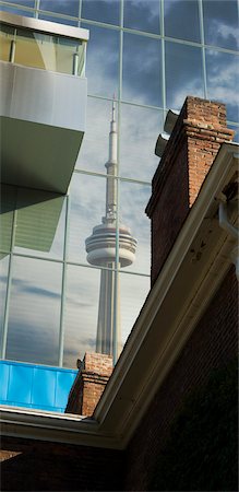 Rear View of Art Gallery of Ontario with Reflection of CN Tower, Toronto, Ontario, Canada Stock Photo - Rights-Managed, Code: 700-03075905