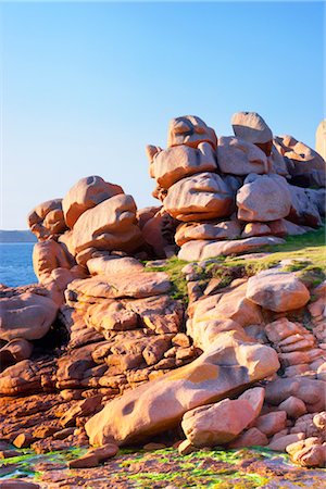 simsearch:632-05759883,k - Rock Formations at Cote de Granit Rose, Cotes-d'Armor, Brittany, France Stock Photo - Rights-Managed, Code: 700-03152917