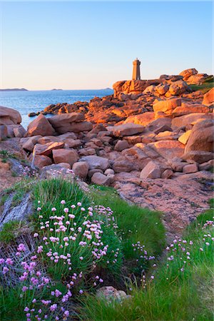 Ploumanach Lighthouse and Rock Formations, Cote de Granit Rose, Brittany, France Stock Photo - Rights-Managed, Code: 700-03152919