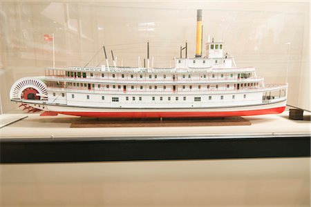 display case - Model Steamboat, Vancouver Maritime Museum, Vancouver, British Columbia, Canada Stock Photo - Rights-Managed, Code: 700-03166496