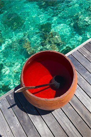 Water Container on Dock, Banyan Tree Madivaru, Alif Alif Atoll, Maldives Foto de stock - Con derechos protegidos, Código: 700-03244269