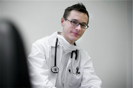 doctor intern male white - Portrait of Doctor Stock Photo - Rights-Managed, Code: 700-03284296