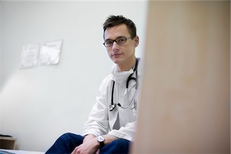 doctor intern male white - Portrait of Doctor Stock Photo - Rights-Managed, Code: 700-03284297