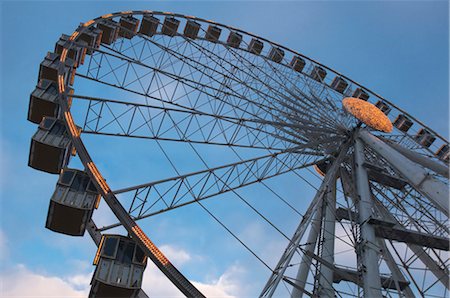 europe theme park - Ferris Wheel, Antwerp, Belgium Stock Photo - Rights-Managed, Code: 700-03368553