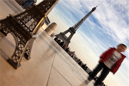 damir frkovic paris - Eiffel Tower View From Palais de Chaillot, Trocadero, 16th Arrondissement, Paris, Ile-de-France, France Stock Photo - Rights-Managed, Code: 700-03408067