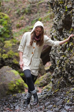 Woman Hiking, Columbia River Gorge, Oregon, USA Stock Photo - Rights-Managed, Code: 700-03455647