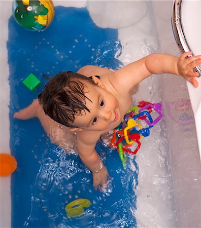 Baby Boy in Bathtub Stock Photo - Rights-Managed, Code: 700-03463138