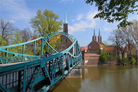 dresden - Bridge and Wroclaw Cathedral, Cathedral Island, Wroclaw, Dolnoslaskie Province, Poland Stock Photo - Rights-Managed, Code: 700-03508183