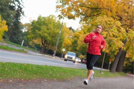 fall trail - Woman Running, Green Lake Park, Seattle, Washington, USA Foto de stock - Con derechos protegidos, Código: 700-03554431