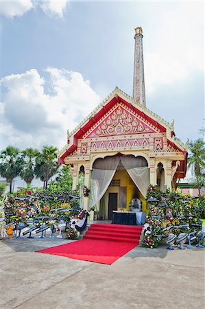 funeral flowers - Buddhist Crematorium on the day of Buddhist Cremation Ceremony at Wat Dam Pia,  Ubon Ratchatani, Thailand Stock Photo - Rights-Managed, Code: 700-03586719