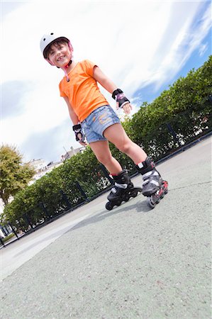 Girl Rollerblading, Bordeaux, Aquitaine, France Stock Photo - Rights-Managed, Code: 700-03601516