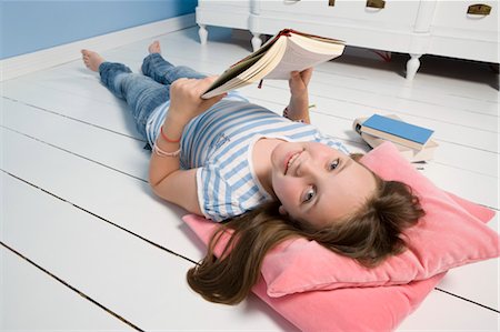 simsearch:700-03615826,k - Girl Lying on Floor with Book Stock Photo - Rights-Managed, Code: 700-03615825