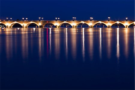 Pont de Pierre at Night, Bordeaux, Gironde, Aquitaine, France Stock Photo - Rights-Managed, Code: 700-03615840