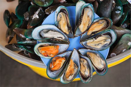 simsearch:700-08002075,k - Mussels at Seafood Market, Mahachai Station, Mahachai, Samut Sakhon, Thailand Foto de stock - Con derechos protegidos, Código: 700-03622937