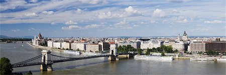 simsearch:700-08212979,k - Chain Bridge and the River Danube, Budapest, Hungary Stock Photo - Rights-Managed, Code: 700-03638992