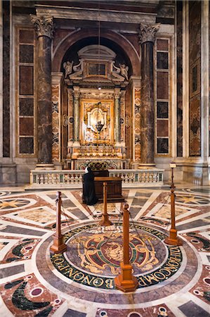 simsearch:700-03639146,k - Saint Peter's Basilica, Vatican City, Rome, Italy Stock Photo - Rights-Managed, Code: 700-03639137