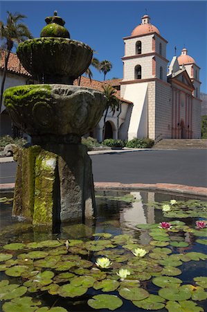 simsearch:700-03644867,k - Mission Santa Barbara and Fountain, Santa Barbara, California, USA Stock Photo - Rights-Managed, Code: 700-03644867