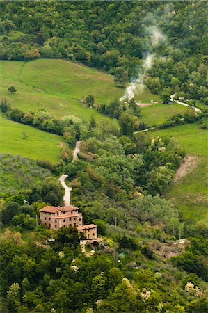 spello italy photos - Farmland near Collepino, Umbria, Italy Stock Photo - Rights-Managed, Code: 700-03641209